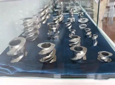 從掌握擠出機螺桿組合開始